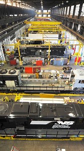 👀 A look inside Juniata Locomotive Shop, one of the largest locomotive repair facilities in the industry. 🚂 🔧 | Norfolk Southern