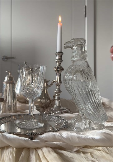 Beautiful Vintage Table Setting Inspiration