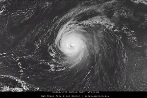 11 reactions · 3 comments | #Hurricane #Larry, like yesterday, is producing 110 kt sustained winds (Category 3) and large swell. In the animated visible GOES-E imagery below, you can see #Larry's position to the NE of the Lesser Antilles. Find the latest info here: https://www.nhc.noaa.gov/?atlc #Marinewx | NOAA NWS Ocean Prediction Center | Facebook