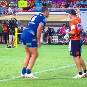 Reagan Campbell-Gillard off with left leg injury - significant stretch mechanism with weight of both tacklers causing wishbone like effect. Hopefully more hurt than injured but video brings concern for stretch groin strain/MCL sprain. Fingers crossed minor in nature | NRL Physio