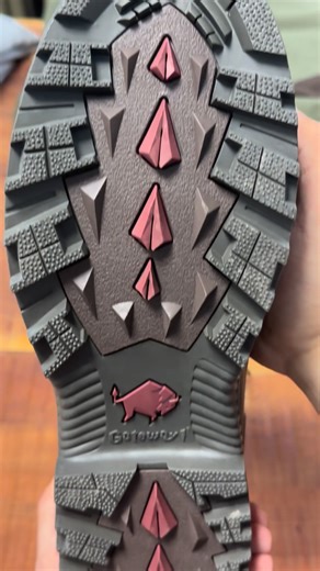 495K views · 4.7K reactions | It’s boot season! Gateway1 have an amazing selection of boots and wellies. Get ready for autumn! Visit the website link in our bio to start shopping today! #mensautumn #hikingboots #Gateway1 #wellies #walkingseason | Starkey Outdoor | Facebook