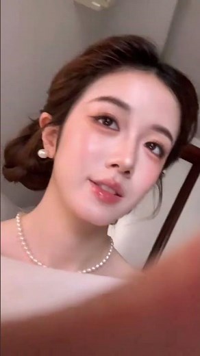 Chubby Faces Look Amazing with Smooth Makeup Transformations