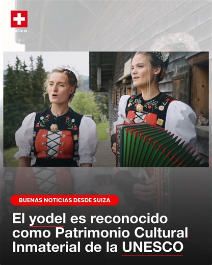 🎶 Yodel-ay-HEEE-Oooo… ¡ya es oficial! 🇨🇭 El yodel acaba de ser añadido a la Lista de Patrimonio Cultural Inmaterial de la UNESCO, tras una postulación presentada por Suiza en 2024. 📜 El canto tirolés, auténtico emblema de la cultura suiza, adopta innumerables formas y sigue profundamente arraigado en la población. Transmitido en familias, clubes, escuelas de música o simplemente entre cantantes, el canto tirolés sigue siendo una práctica vibrante y muy extendida. Hoy en día, reúne a más de 1