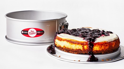 With the Best Springform Pan, Perfect Cheesecake Is Always Within Reach