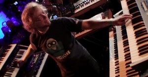 Giorgio Moroder – The Chase (Live Performance By Kebu)