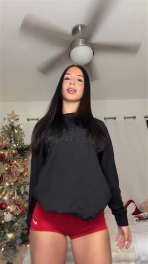 sophia padron on Instagram: "#viral #reels #explore #fyp"