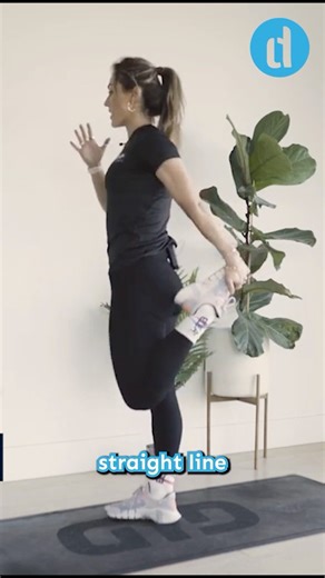 Stretching Exercises | The CORRECT way to stretch your quads #fitness