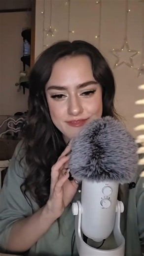 ASMR | Hair brushing 💇‍♀️ #relax #asmr #tingles