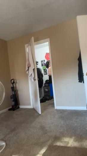 7.2K views · 2.5K reactions | It’s on and popping today in this mf 路‍♂️殺殺 | April Isaacs | Facebook