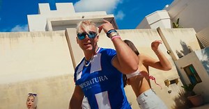 Skolim i Hellfield podbijają sieć. "Zatańcz ze mną ostatni raz" hitem