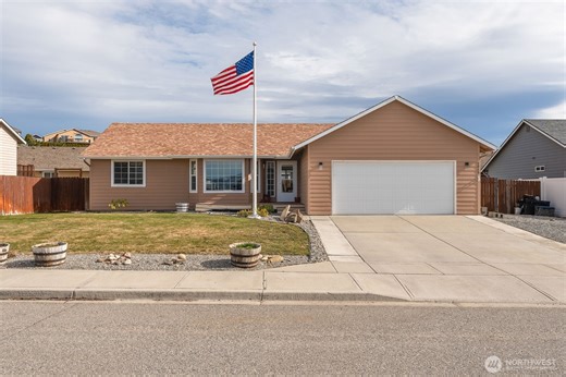 1315 Tractor Loop, East Wenatchee, WA 98802 - MLS 2492811 - Coldwell Banker