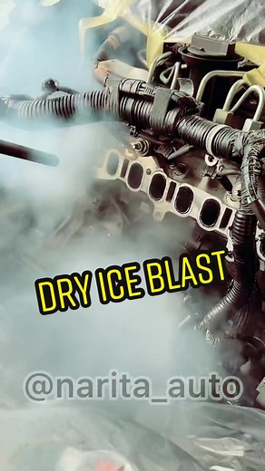 マツダディーゼルエンジンのインマニをドライアイス洗浄でお掃除！