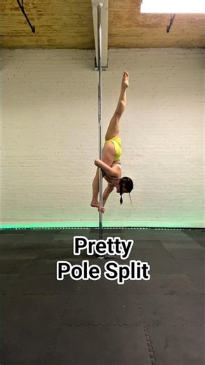 A Pretty Pole Dance Split #poledance #polesport #polefitness