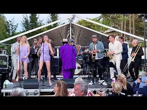 Kid Creole and The Coconuts