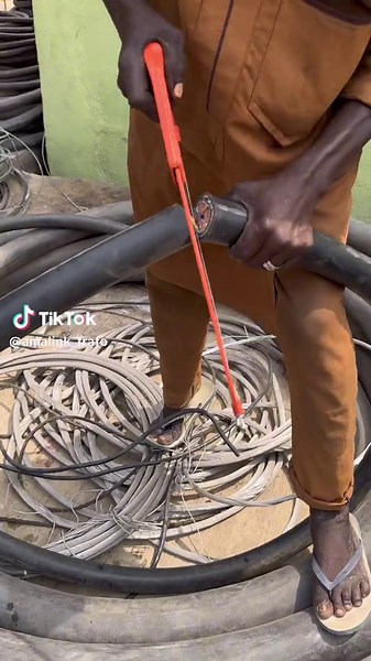 Choosing the Right Armored Cables for Construction