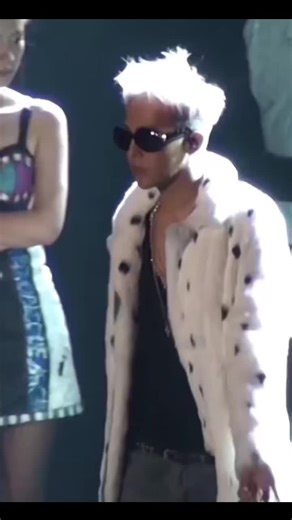 G-Dragon: Crooked Live Concert Experience