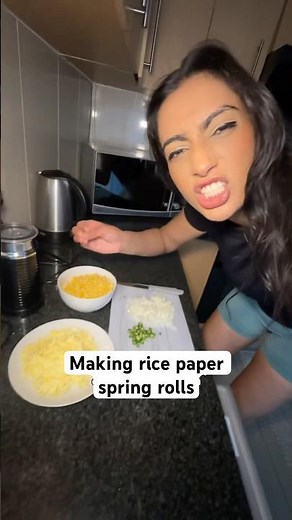 Making some rice paper spring rolls😍 #dairyfree #glutenfree #allergy