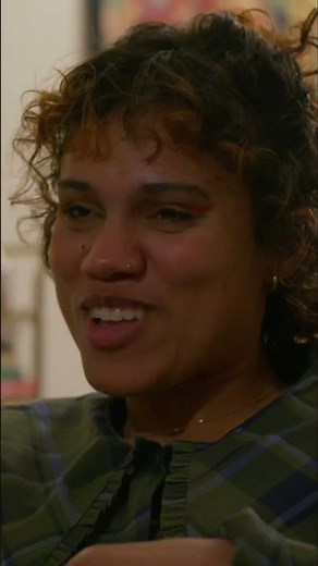 A threesome? - Tiny Scripted #Lesbian #movie #shorts #shortfilm