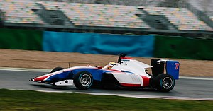 GP3: Teams complete first new car test | RACER