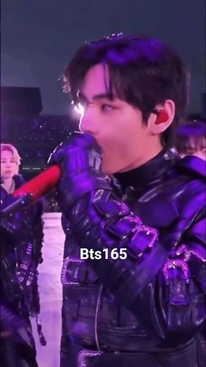Taehyung & Jungkook Live singing of they don't know about us❤️#taehyung #jungkook #jk#bts#viral#thv