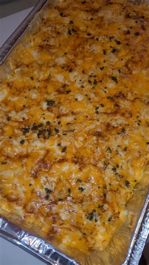 Man when I say my mac & chesse so chessy & buss everytime.... #macandcheese #foodtoktv #chessy #viralfood #backedmacandcheese