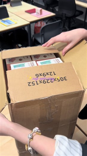 Unboxing the New 2026 Cup Color