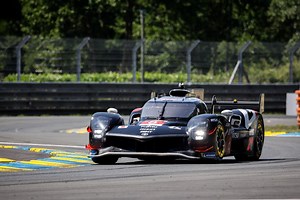 24 Horas de Le Mans - Entrenamientos libres 2: Toyota No. 8 en cabeza pero con daños