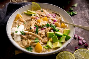 This Creamy White Chilli Chicken is ready in 45 Minutes!