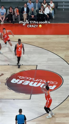 iPhone 17 Pro Zoom Test at Valencia Basket Game
