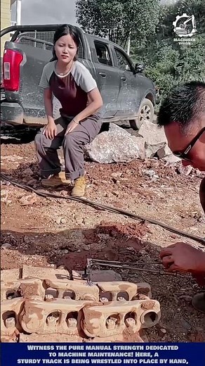 Excavator Track Shoe Pin Replacement - 50 mm Pin Installed with Pure Manual Force