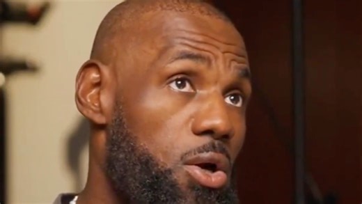 老詹最新播客｜詹姆斯里弗斯爆笑名场面，真相竟然是……