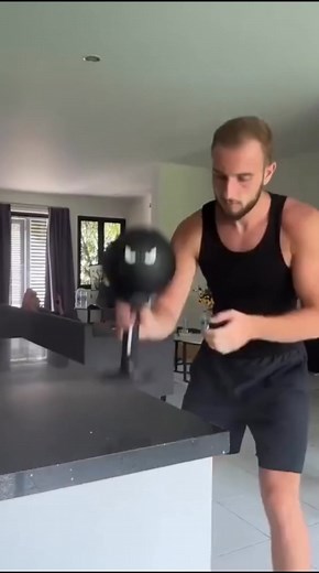 17K views · 683 reactions | 壘 ¡Convierte cada golpe en reflejos de acero! La Bola de Boxeo Reflex Pro mejora tu coordinación, precisión y enfoque ⚡. ¡Entrena, diviértete y domina el ritmo! | Diver Tienda | Facebook