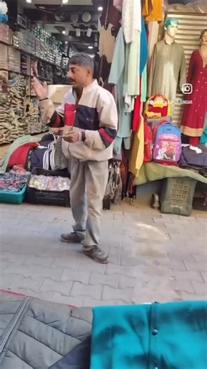 Saleem Shahzada | Yaar plz eh banda lab deo mainu plz plz ❤️🙏 jis nu v ehda koi pata howe plz mainu inbox karo ❤️🙏 | Instagram