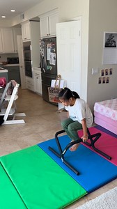 L sit to straddle to handstand #calisthenics #streetworkout #bodyweighttraining #handstand #bodycontrol #corestrength | bzwang43