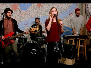 Leighton Meester covers The Cardigans' "Lovefool"