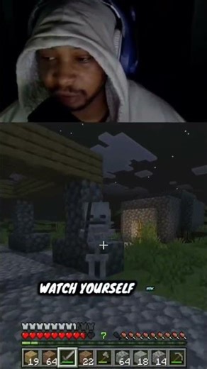 Early game problems! #minecraft #minecraftmemes #minecraftbuilding #shorts