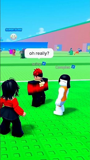 ¿Quién salta más alto en Escape Tsunami? ¡Dueño vs jugadores en Roblox!