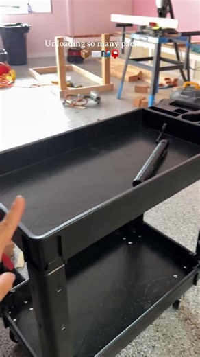 I love all my post office ladies 🫶🏼🫶🏼 | Kats & Lemons Hawaii