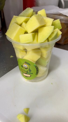 Lo probaste una vez… y se te quedó pegado pa’ toda la vida 🥭💛 Los clásicos no pasan de moda… se disfrutan. Vente a Safari y pídetelo REAL 🥭🔥 #MangoColombiano #ClásicosSafari #MangoBiche #SaborDeBarrio #Pereira #AntojoReal #MeriendasColombianas #SafariEsSafari #SaborQueUne #mangoconsalylimon #risaralda #pereira #ejecafetero #publico #mangosafari #colombia #mango | Mango Biche Safari