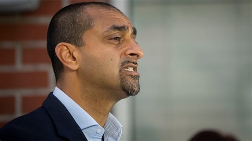 Oil pipeline supporters, opponents in B.C. sound off on potential project