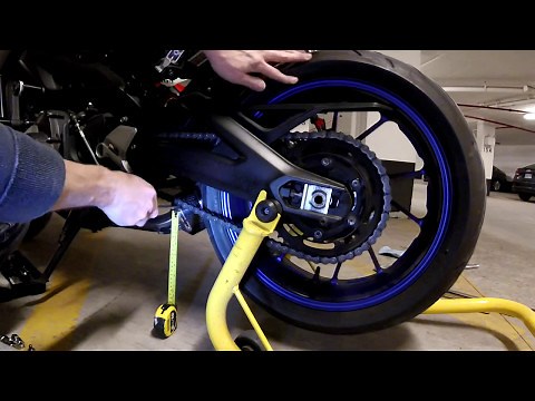 Yamaha FZ-09/MT-09 Basic Maintenance - Chain Adjustment