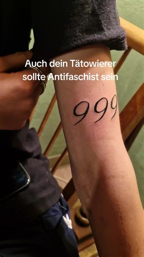 Linke Mäuse kriegen Rabatt 🤙 IG: derprinz.sticht #angelnumbers #tattoo #161 #antifa #links