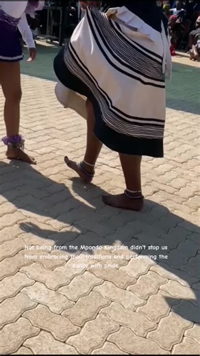 Embracing the Mpondo Traditional Dance with pride ❤️❤️🙌🏿🙌🏿🙌🏿 #indoni#myheritagemypride#mpondo#mpondokingdom#easterncape❤️❤️#bizana@Smangele