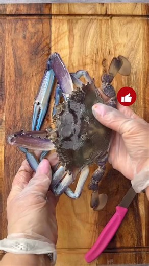 Irene Sharp on Instagram: "How to prepare a Blue Swimmer Crab for the BBQ."