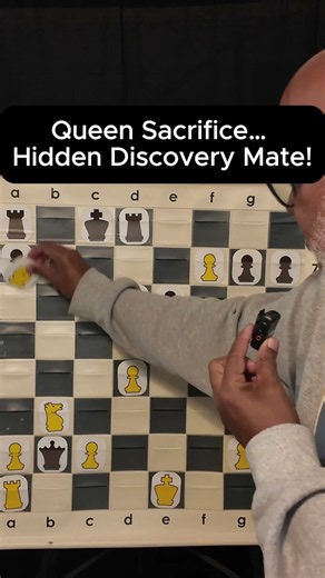 Queen Sacrifice… Hidden Discovery Mate!