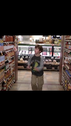 Familia moderna: Temporada 3, Capítulo 18 - ¡Manden a los payasos!