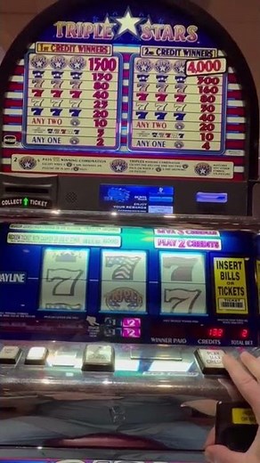 Old School Triple Stars 3 Reel Slot