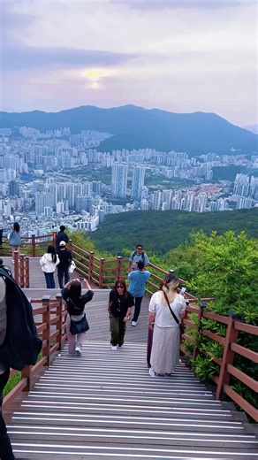 Ko Ko is the best😍😍🫢#southkorea🇰🇷 #တင်ချင်တဲ့အချိန်တင်ရောက်ချင်တဲ့နေရာရောက် #ကြည့်ပီးရင်ကျော်သွားကြ #foryou #busan