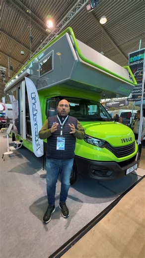 Camper Infinity on Instagram: "🚐 Bimobil ST 702 su Iveco Daily HiMatic 72/210 👉 Un grande camper mansardato che garantisce spazio a tutta la famiglia, anche fuori dai sentieri battuti. 🛏️ 7 Posti letto in totale di cui 5 sempre pronti grazie tre letti a castello posteriori, un letto matrimoniale nella mansarda e un’altro matrimoniale che si ricava dalla semplice trasformazione della dinette eccezionalmente ampia. 🫵 Che ne dite di questa novità? 💶 Prezzo 314.000€ . . #camper #van #camperinfi