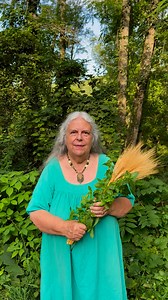 21K views · 1.3K reactions | #Lughnasadh Ritual Chant aka #Lammas Round. #BrightBlessings to all celebrating #Lunasa & #Imbolc in Northern & Southern Hemispheres! | Selena Fox | Facebook